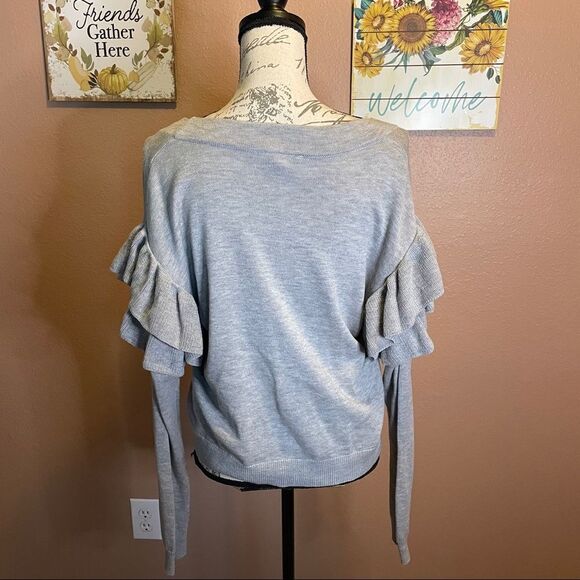 Planet Gold grey ruffle sweater - Picture 2 of 7
